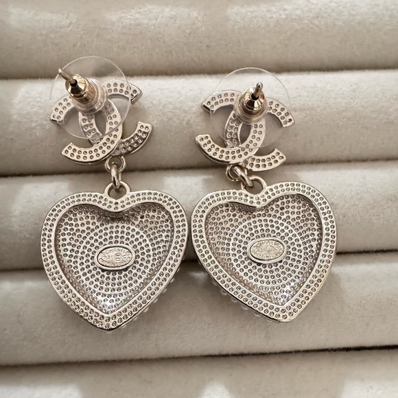 Chanel Gold CC Heart Drop Earrings - Picture 3 of 7